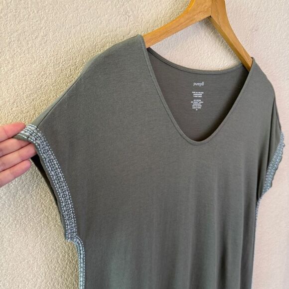 J Jill Relaxed Embroidered T-Shirt Dress Size XS Gray Green Casual Short Sleeve - Picture 3 of 11
